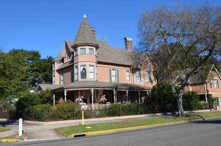 Victorian House Building Mansion Victorian Exterior